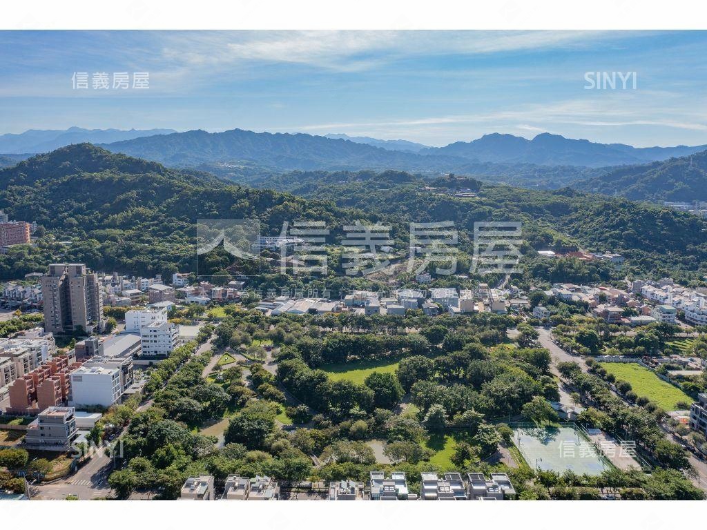 北屯面河岸大面寬黃金角地房屋室內格局與周邊環境