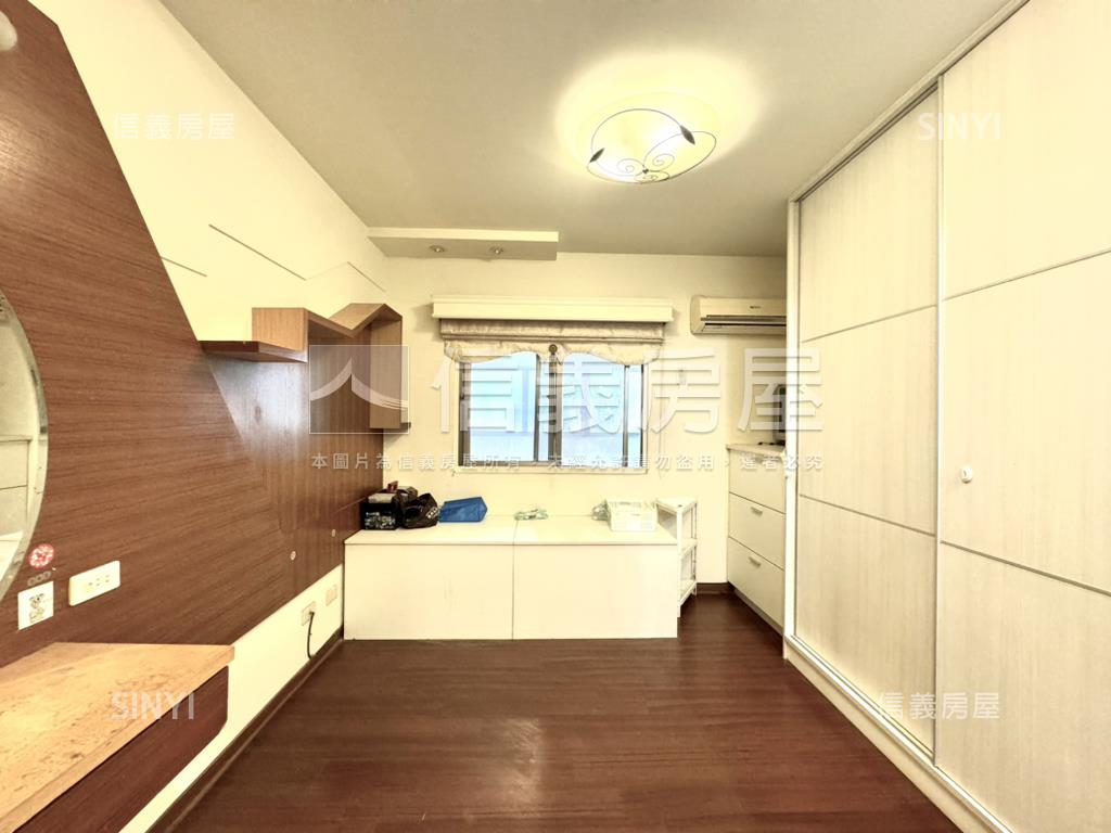 五街５０好３房附車位房屋室內格局與周邊環境