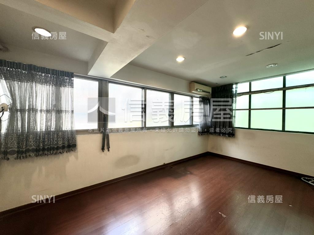 五街５０好３房附車位房屋室內格局與周邊環境