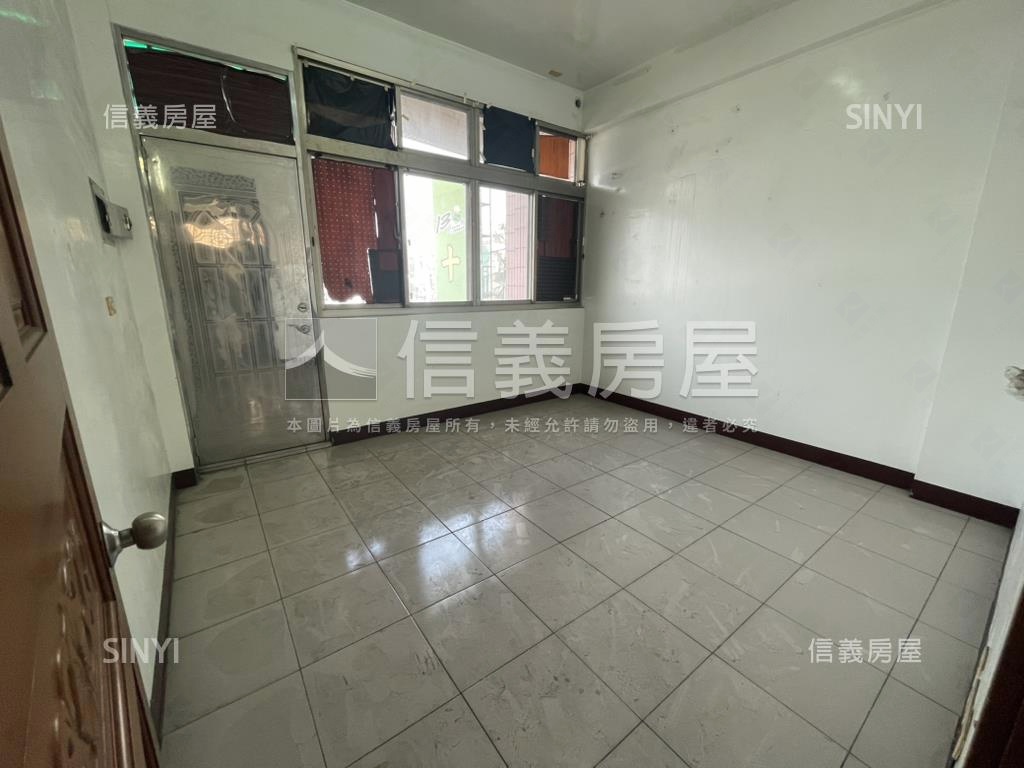 富強臨路宜商自在厝房屋室內格局與周邊環境
