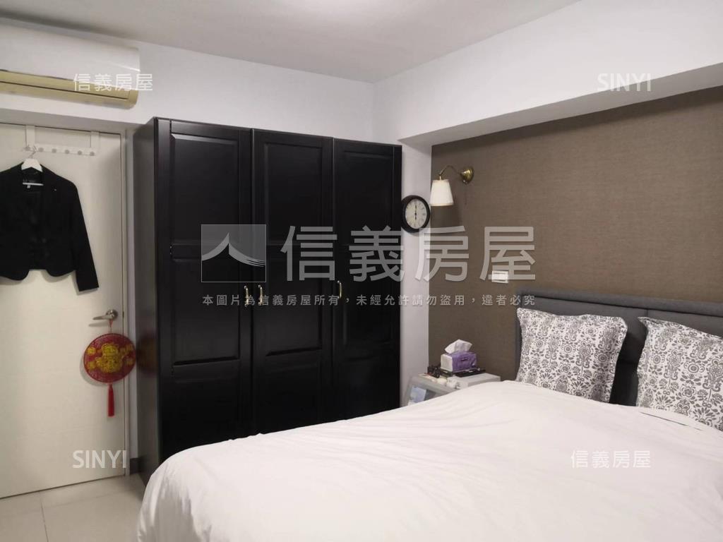 商五用地三多捷運旁美兩房房屋室內格局與周邊環境