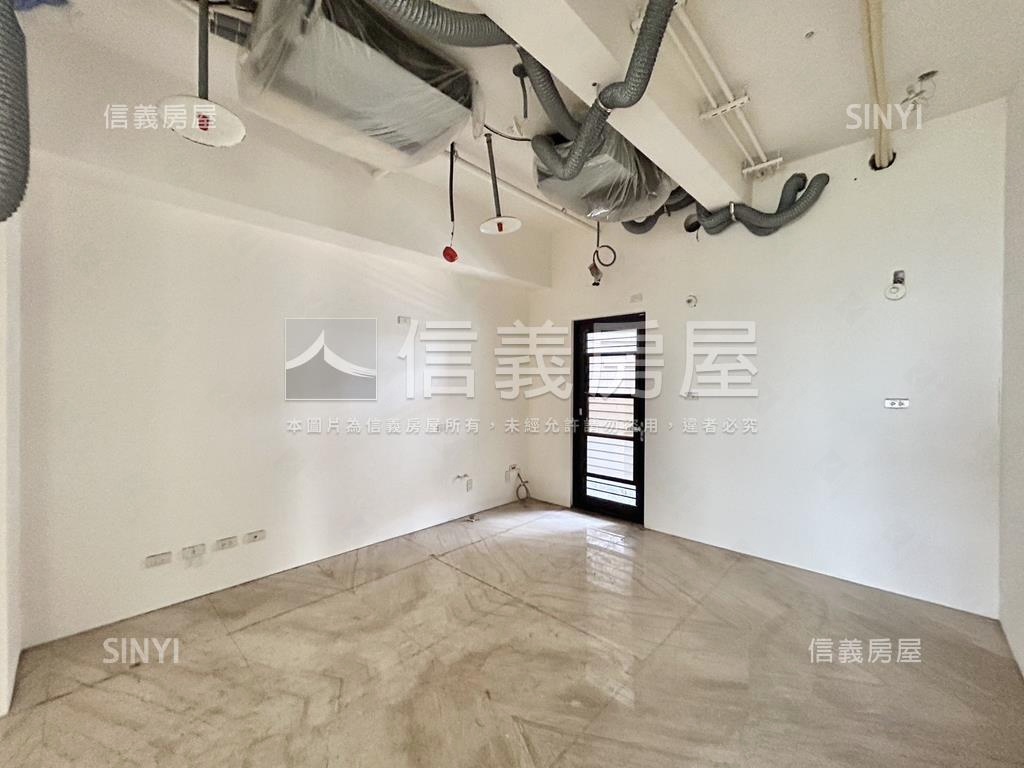 河岸帝王級視野美景大戶宅房屋室內格局與周邊環境