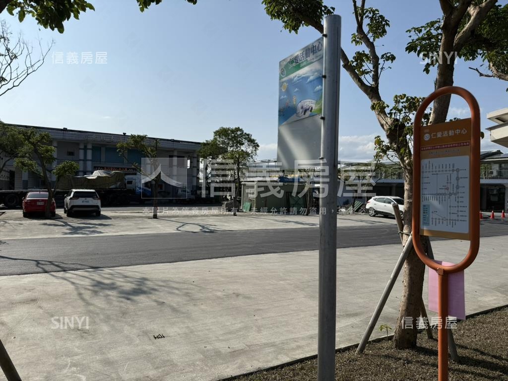羅東仁愛雙面路３．６分地房屋室內格局與周邊環境