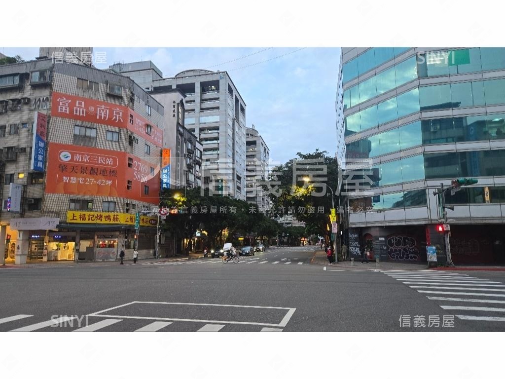 南京三民角窗辦公房屋室內格局與周邊環境