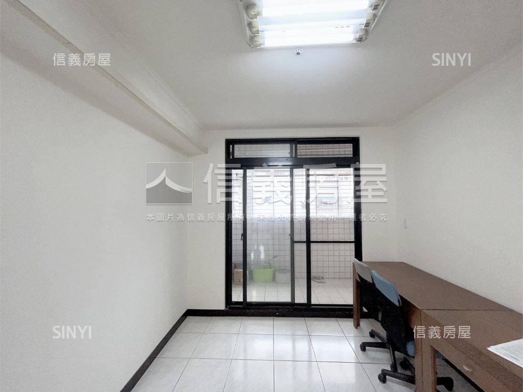 金點高樓三房洽專員房屋室內格局與周邊環境