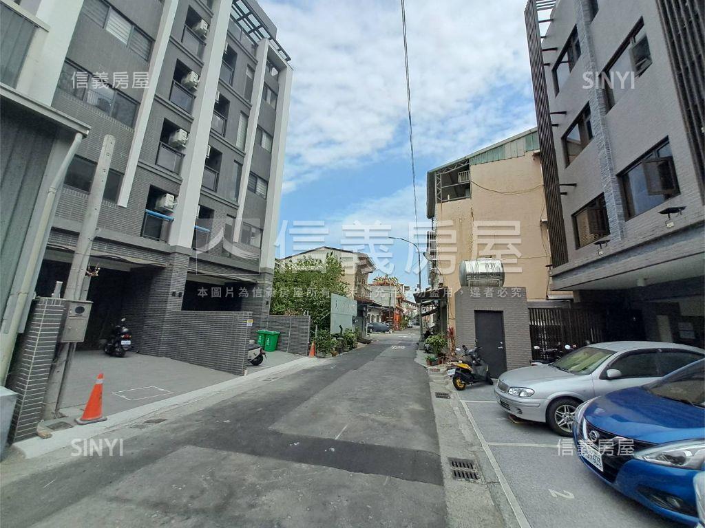 東區全新收租透套獨洗獨曬房屋室內格局與周邊環境