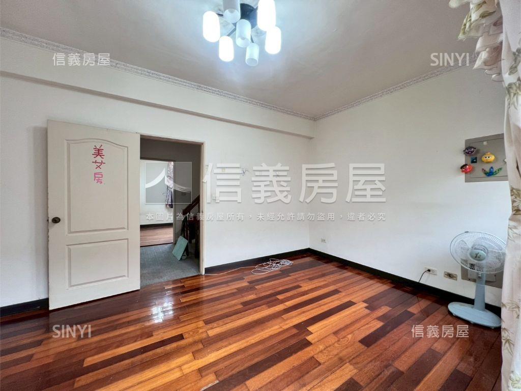 稀有釋出南興優質靜謐美墅房屋室內格局與周邊環境
