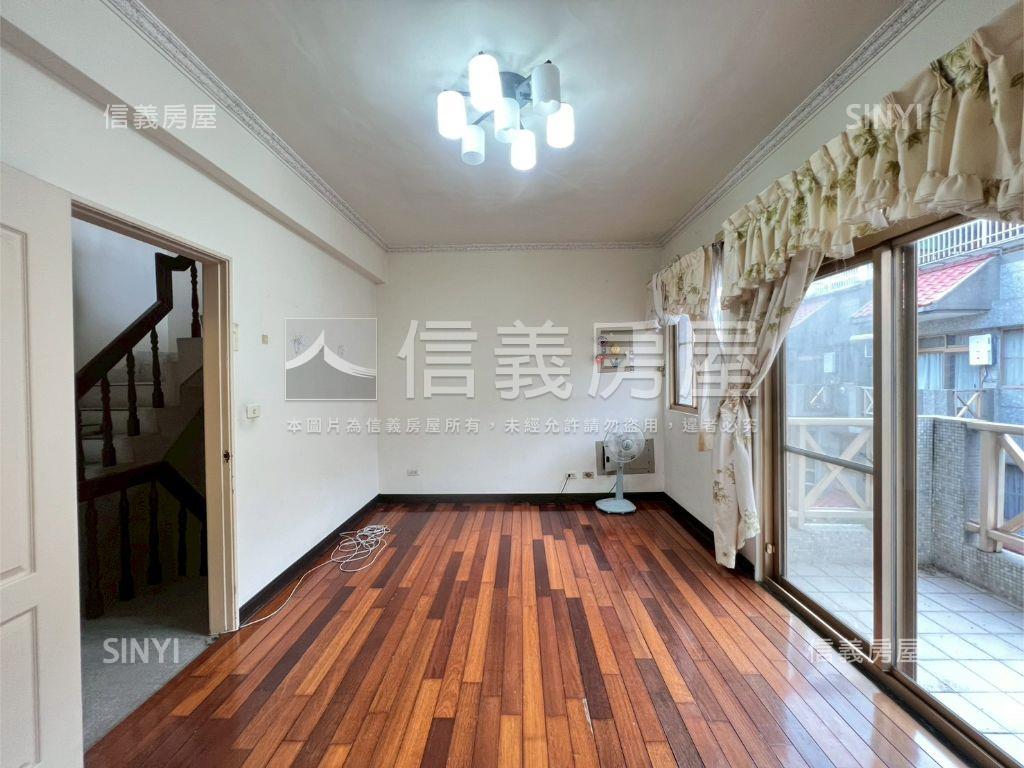 稀有釋出南興優質靜謐美墅房屋室內格局與周邊環境