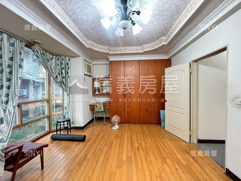 稀有釋出南興優質靜謐美墅房屋室內格局與周邊環境