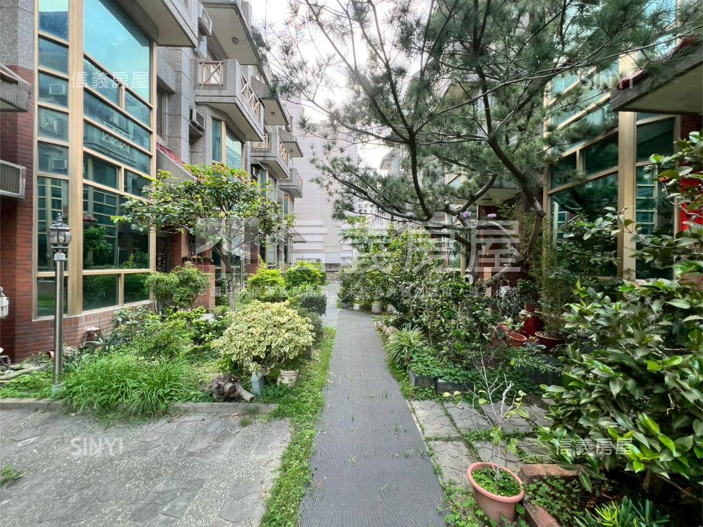 稀有釋出南興優質靜謐美墅房屋室內格局與周邊環境