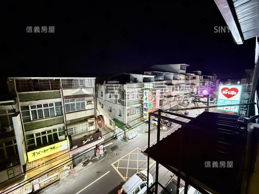 仁美熱鬧騎樓店面房屋室內格局與周邊環境