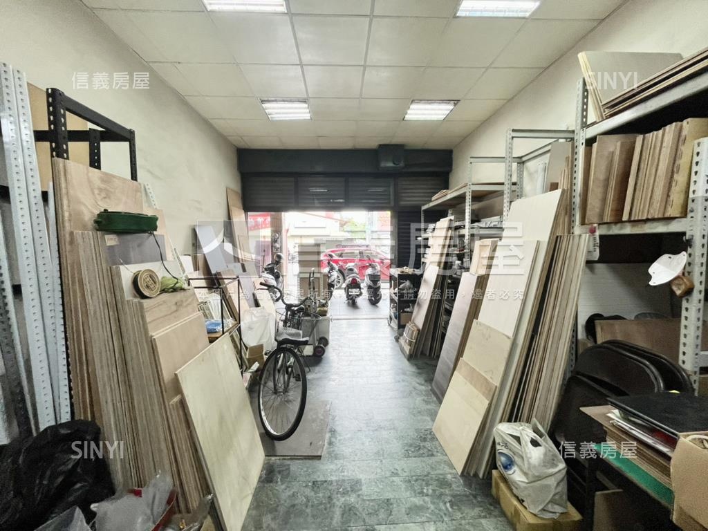 正５樓騎樓式金透店房屋室內格局與周邊環境