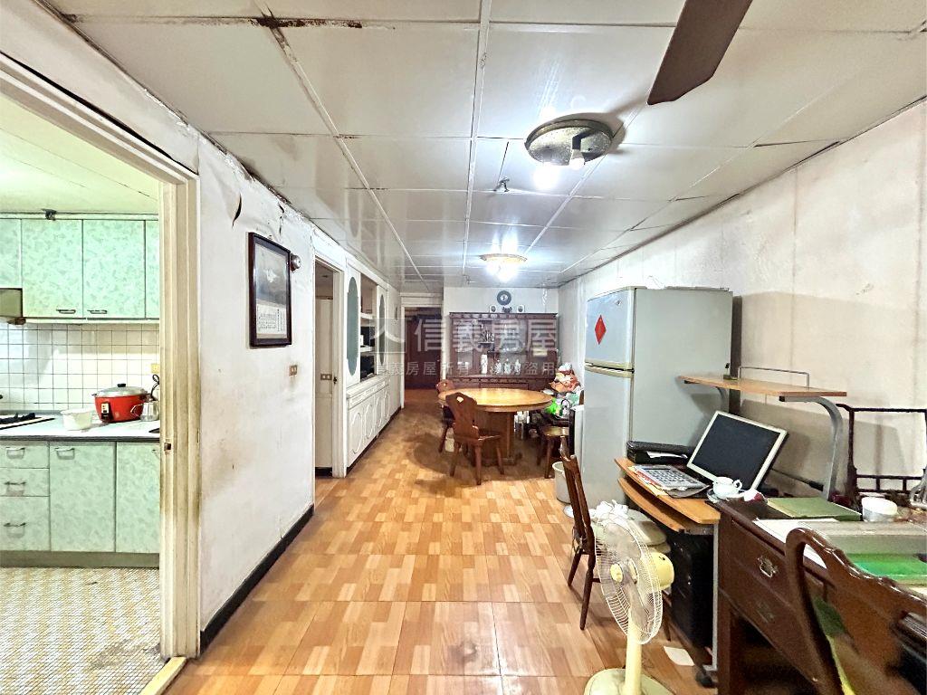忠孝復興雙捷高樓景觀住辦房屋室內格局與周邊環境