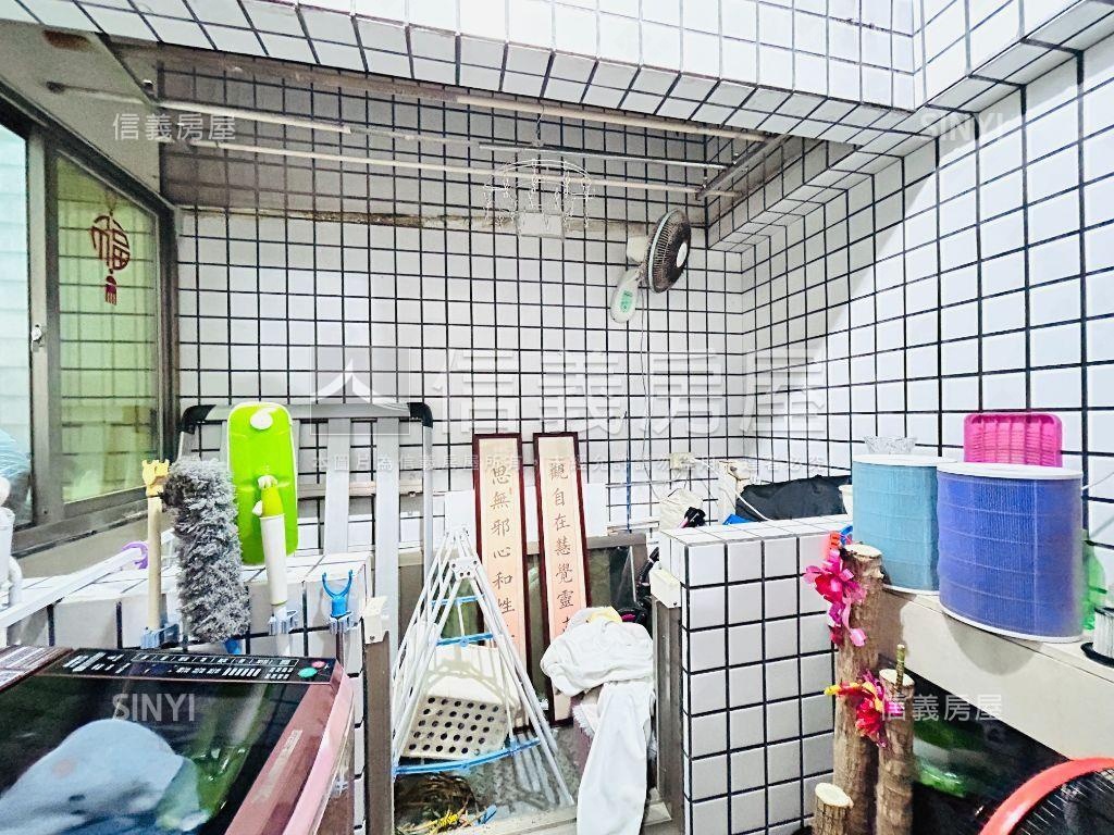 中平‧公園綠地四房車位房屋室內格局與周邊環境