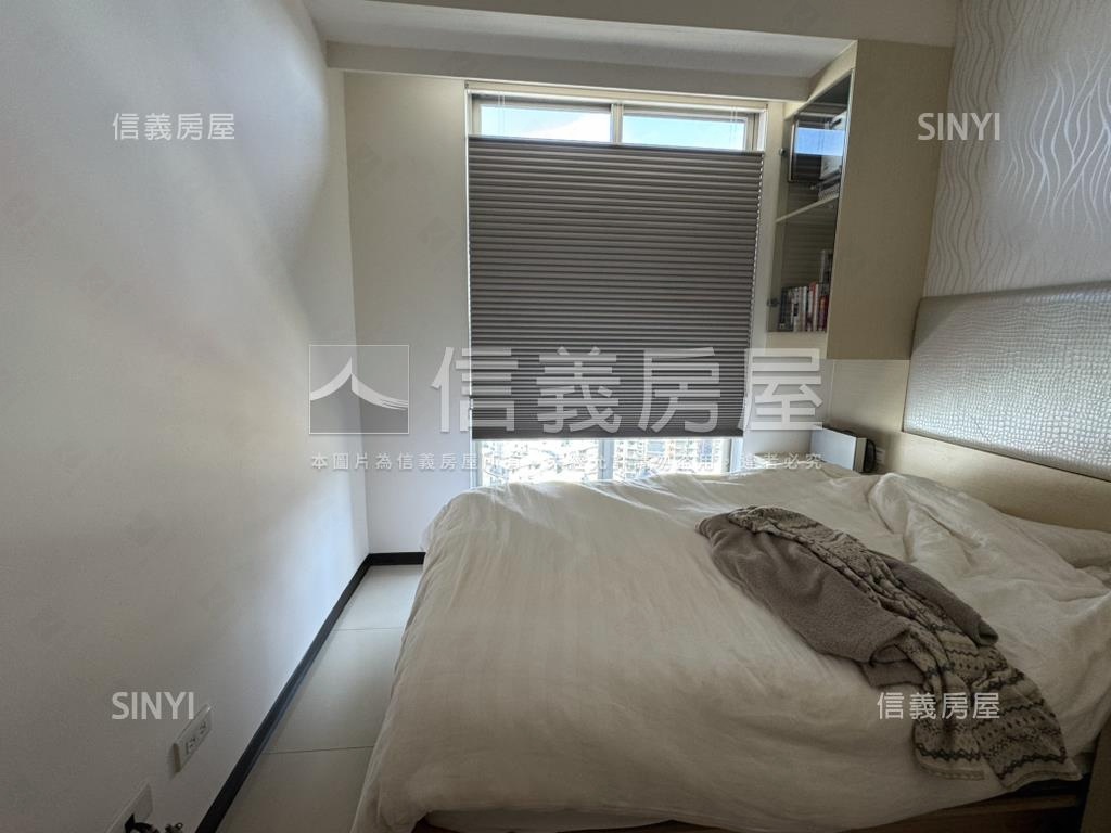 南方之星三房平面車位房屋室內格局與周邊環境
