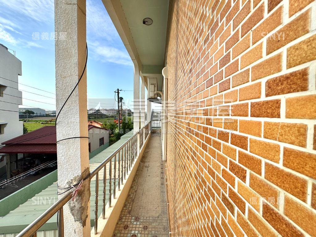本原街百坪土地獨棟透天房屋室內格局與周邊環境