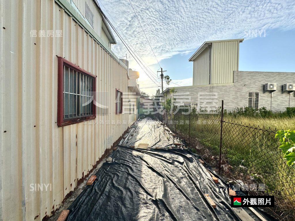 本原街百坪土地獨棟透天房屋室內格局與周邊環境