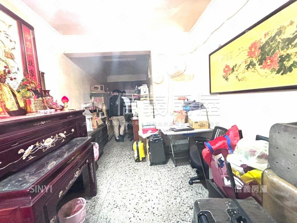 西藏路店面住家二樓房屋室內格局與周邊環境