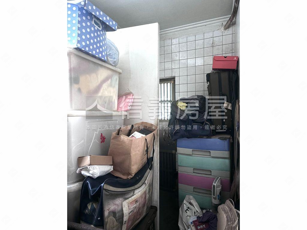 西藏路店面住家二樓房屋室內格局與周邊環境