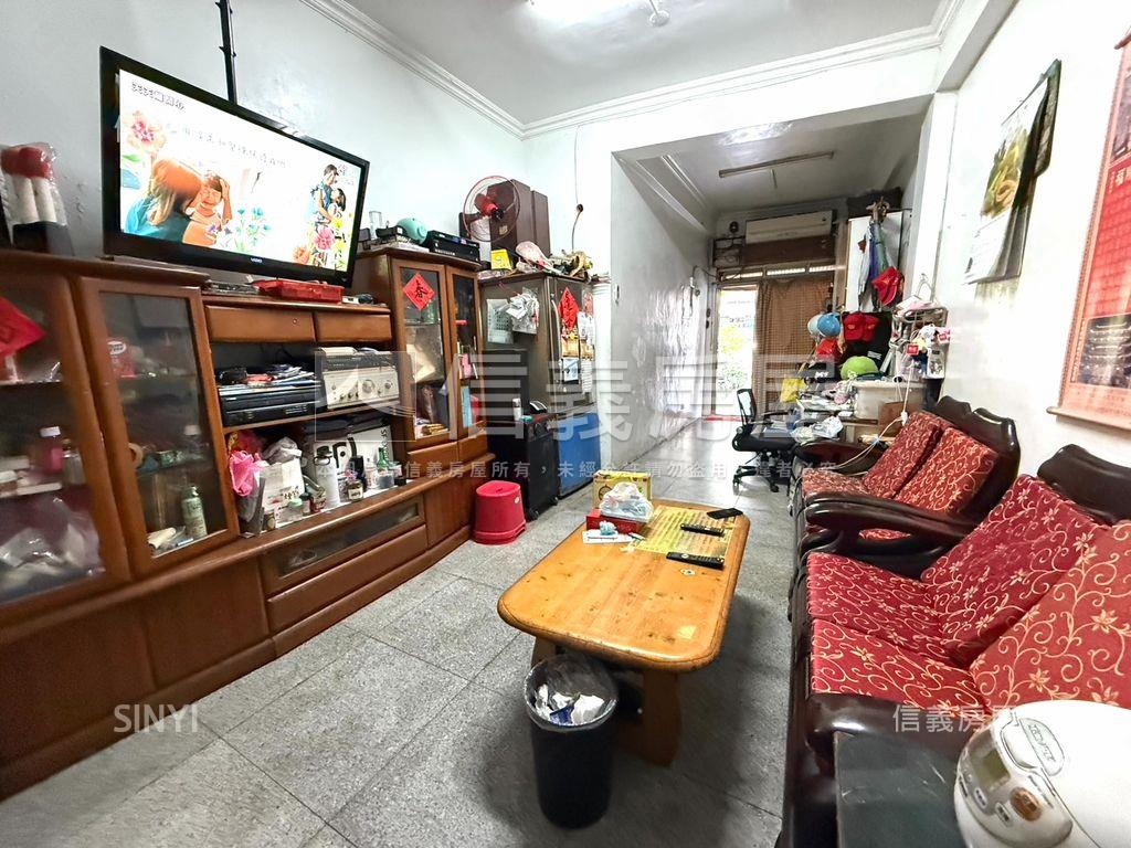 西藏路店面住家二樓房屋室內格局與周邊環境