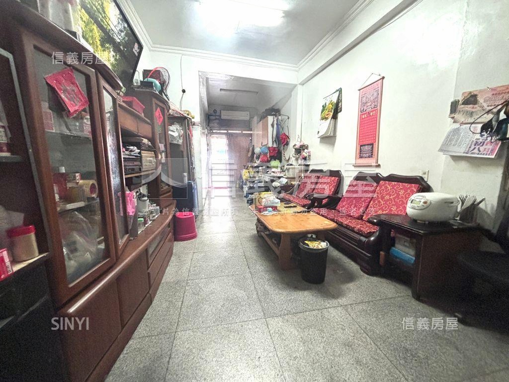 西藏路店面住家二樓房屋室內格局與周邊環境