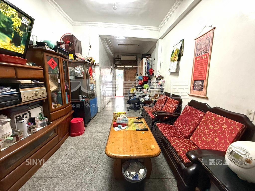 西藏路店面住家二樓房屋室內格局與周邊環境