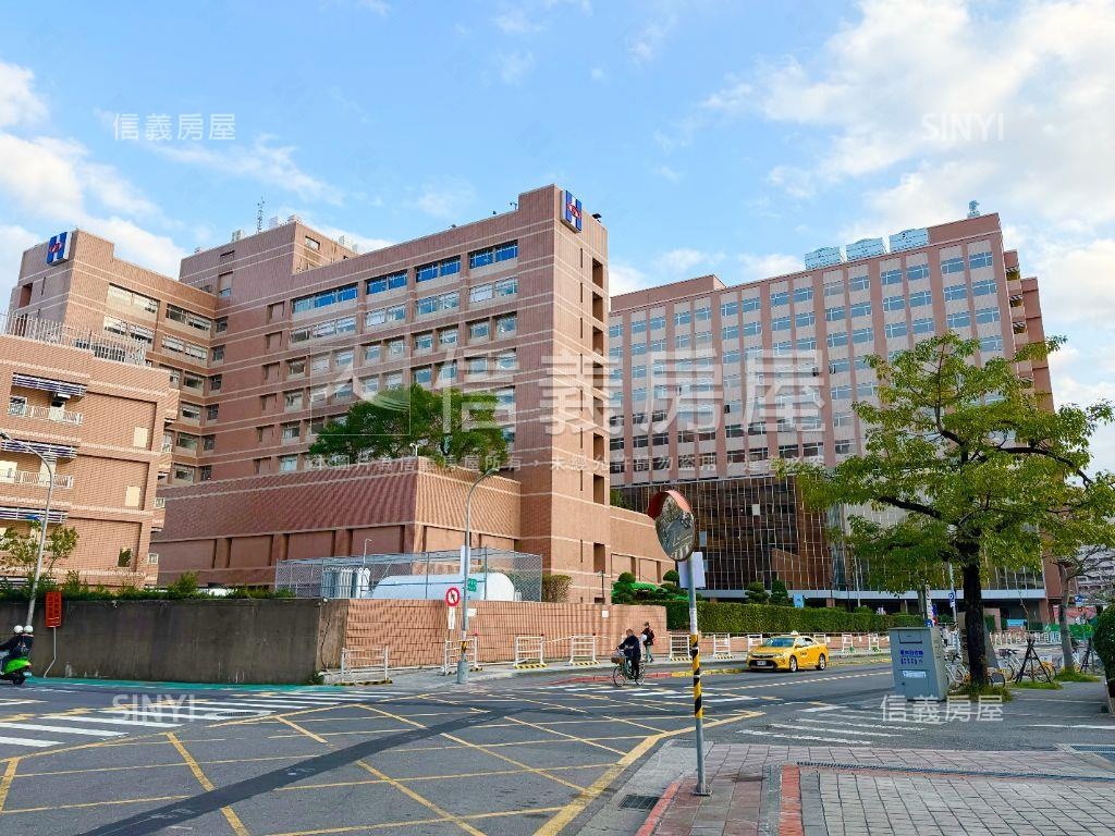 美崙公園稀有一樓大空間房屋室內格局與周邊環境