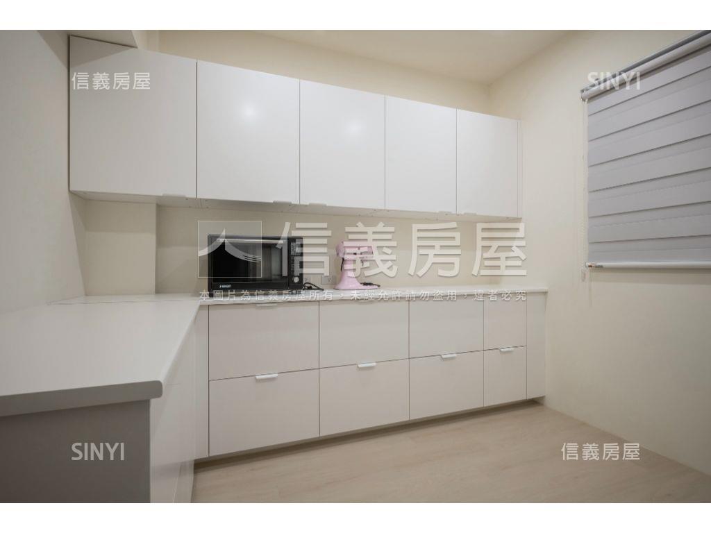 遠百精緻４房房屋室內格局與周邊環境