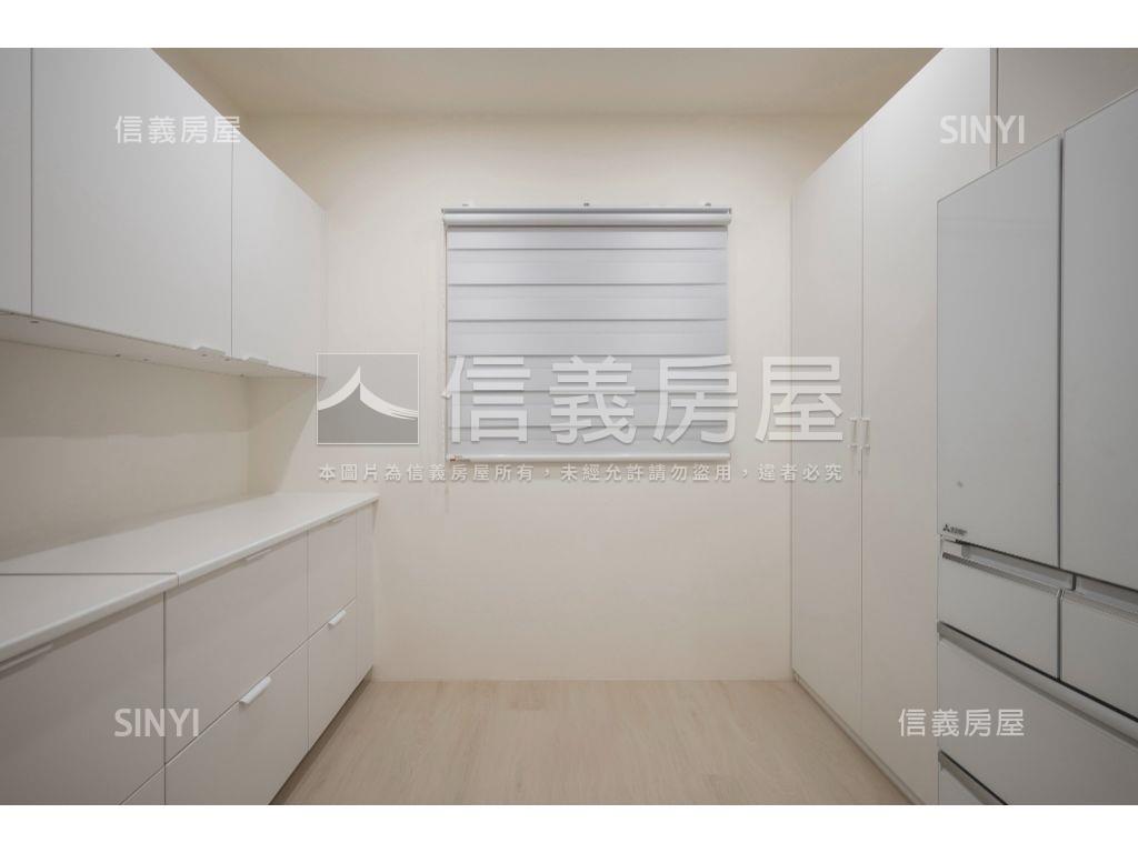 遠百精緻４房房屋室內格局與周邊環境