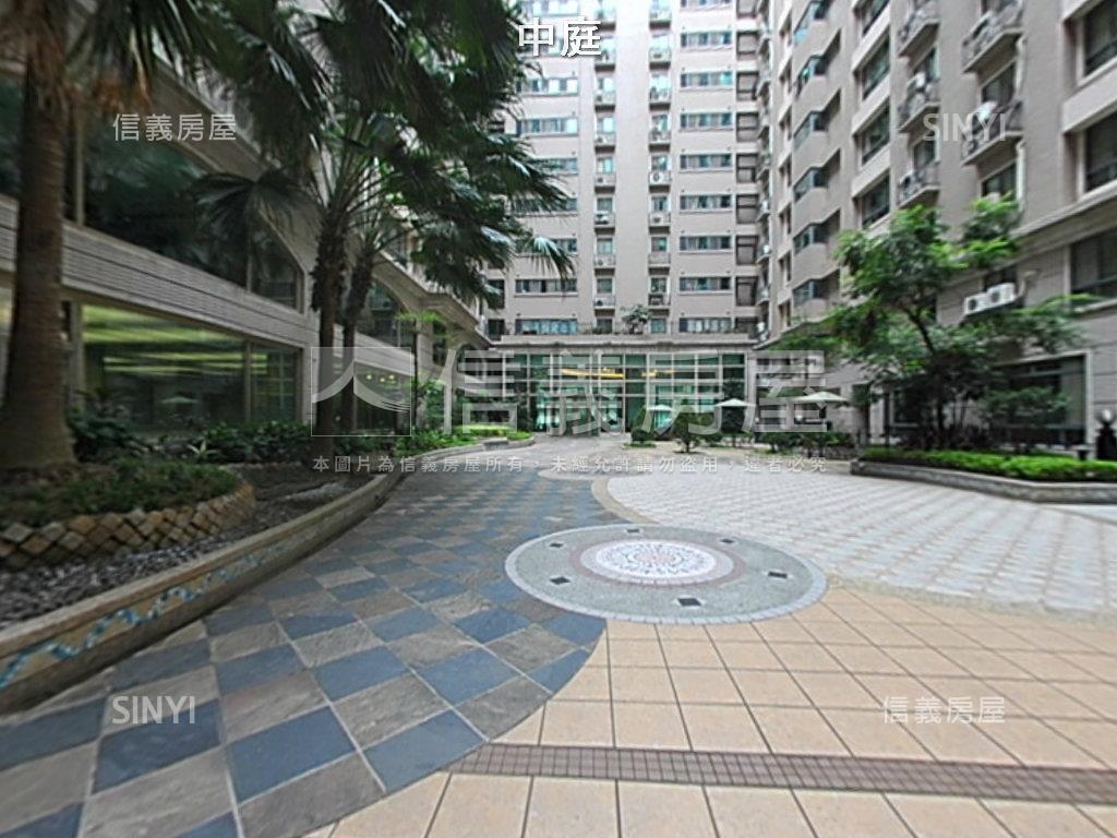 遠百精緻４房房屋室內格局與周邊環境