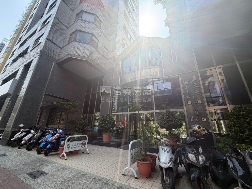 高屋藍天寬敞亮美四房房屋室內格局與周邊環境