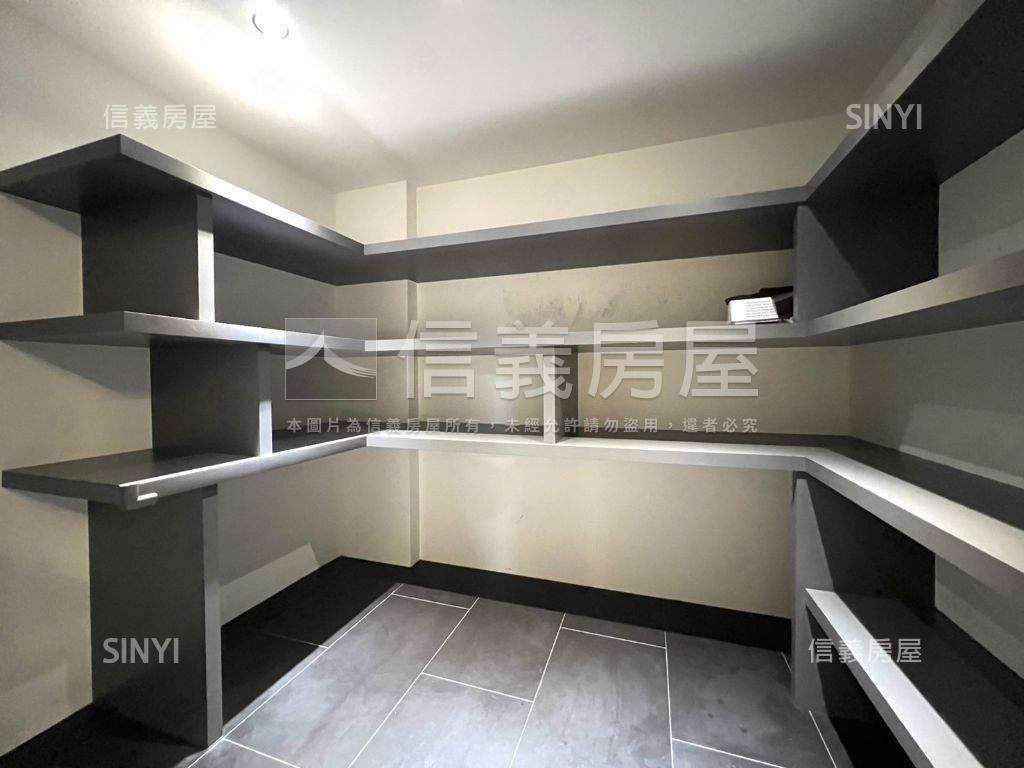 由鉅大謙視野戶附３平車位房屋室內格局與周邊環境