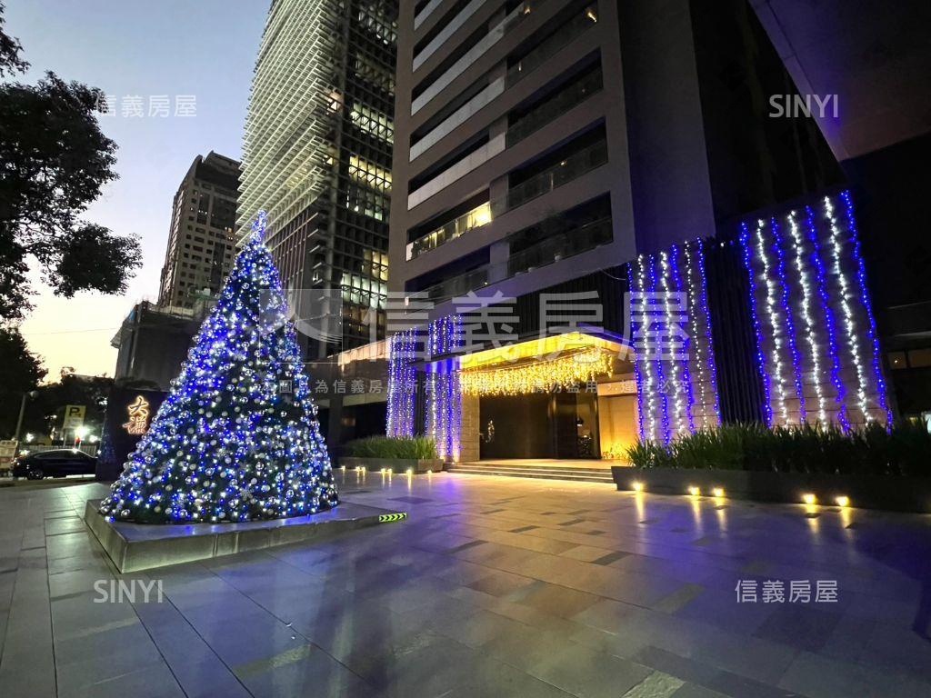 由鉅大謙視野戶附３平車位房屋室內格局與周邊環境