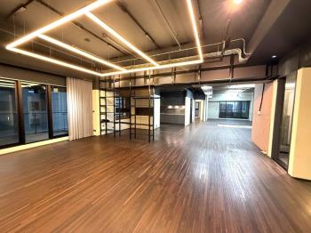 由鉅大謙視野戶附３平車位