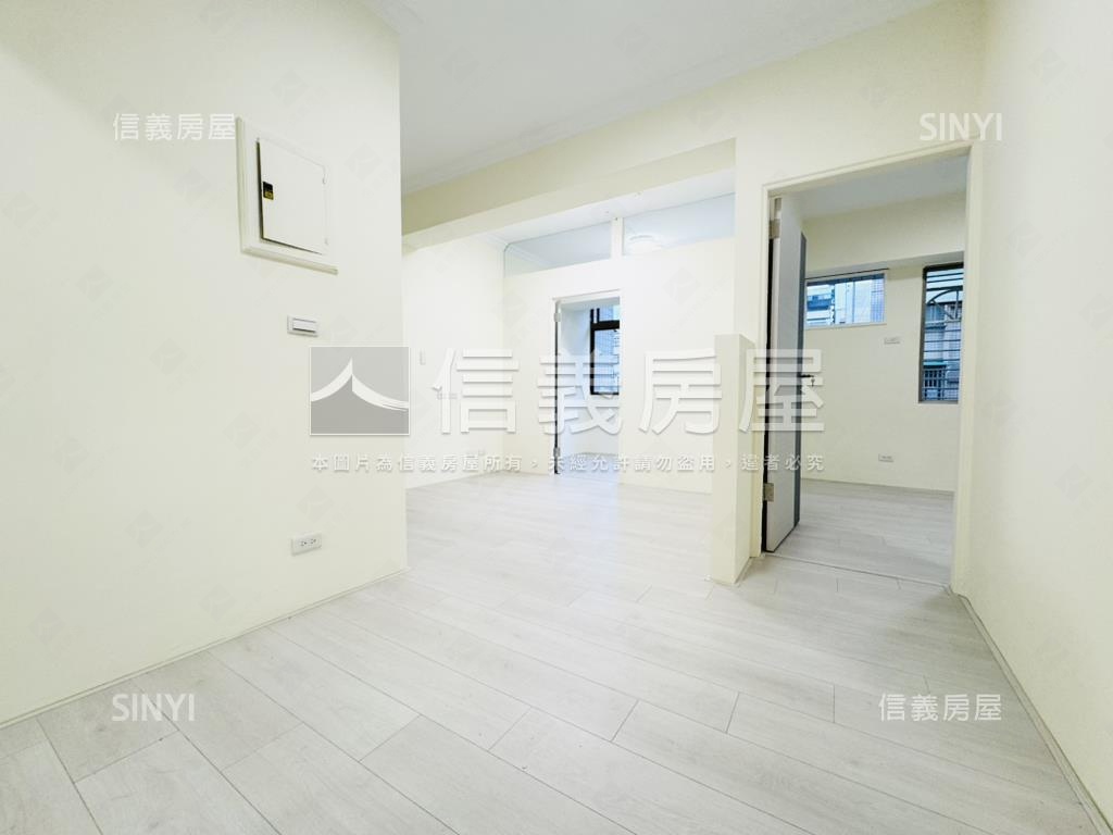 富貴及第裝潢２＋１房房屋室內格局與周邊環境