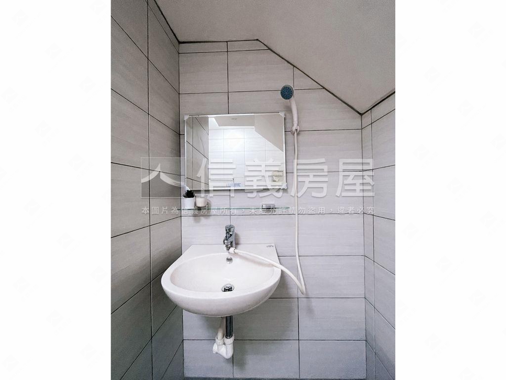 低總價首購福星公園四房房屋室內格局與周邊環境