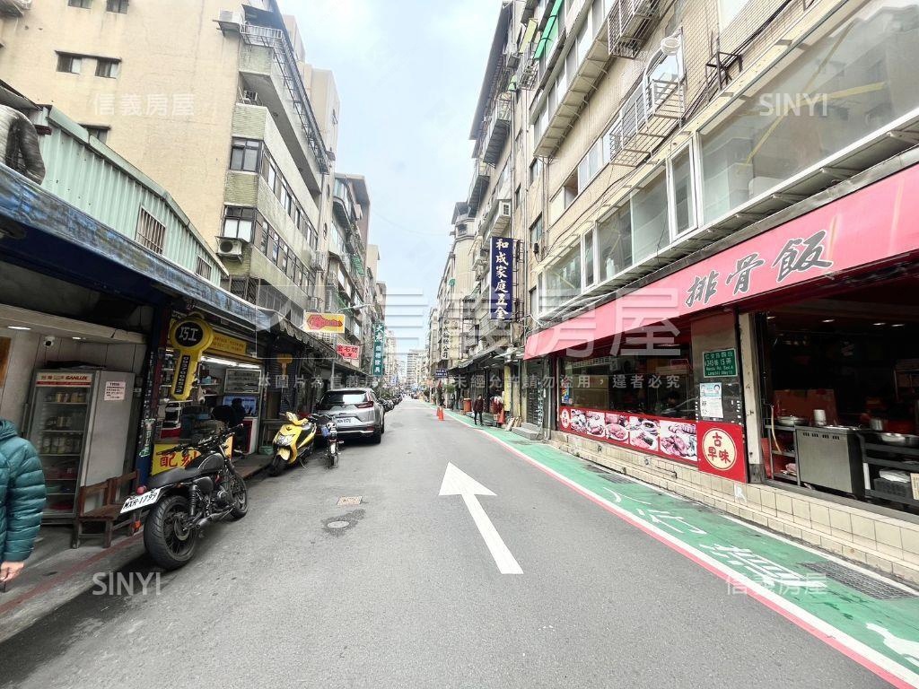 仁愛御府東區金店房屋室內格局與周邊環境