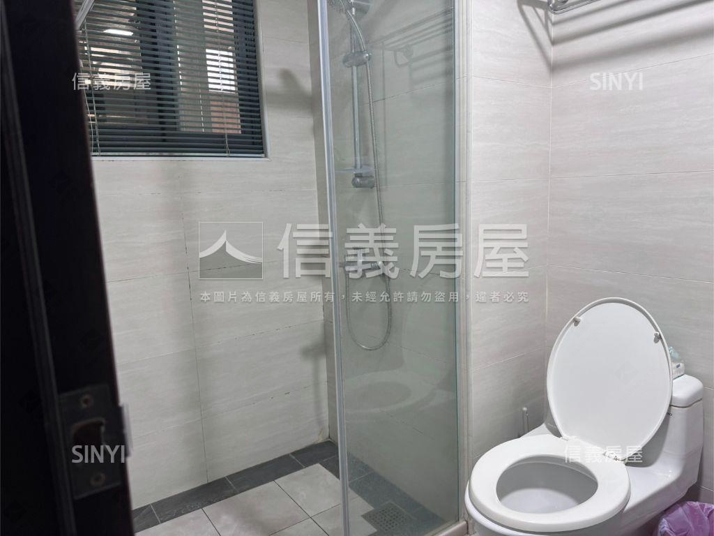 興希望兩房平面車位房屋室內格局與周邊環境