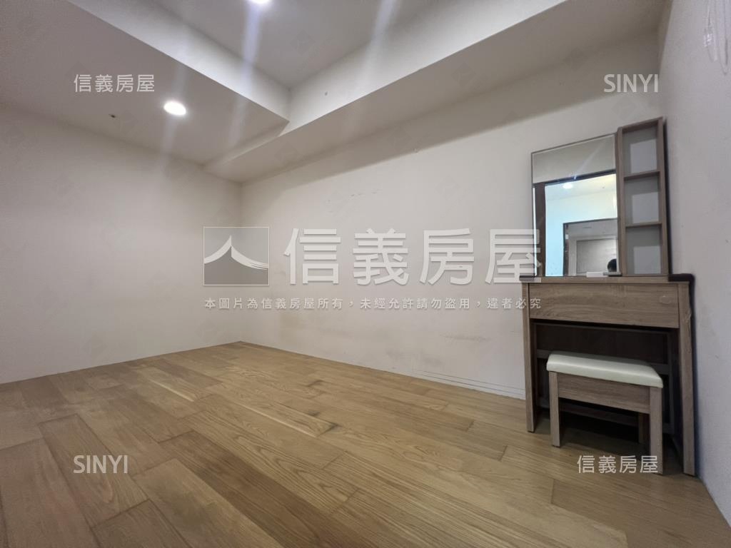 捷運～捷洋天湛帝王居房屋室內格局與周邊環境