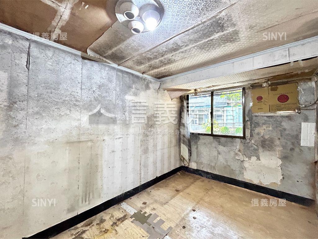 ⭐小資自住出租三層透天⭐房屋室內格局與周邊環境