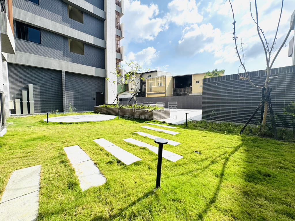 Ｅ入手君悅全新１４樓二房房屋室內格局與周邊環境
