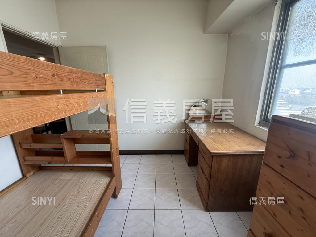 天生贏家三房附車位房屋室內格局與周邊環境