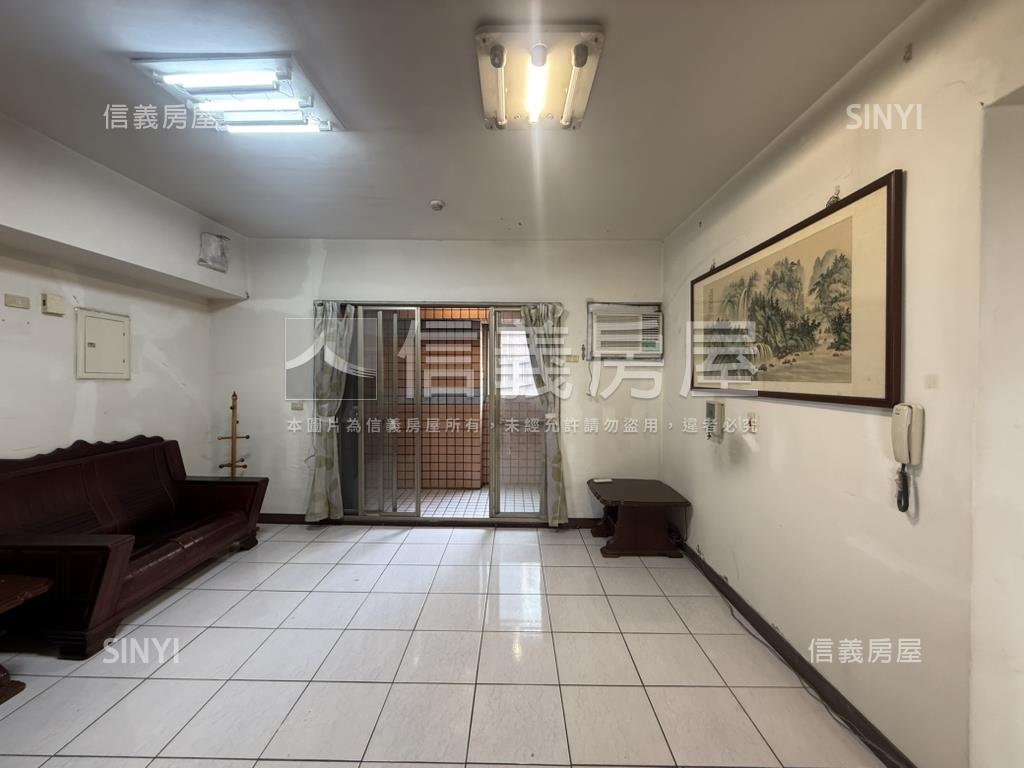 天生贏家三房附車位房屋室內格局與周邊環境