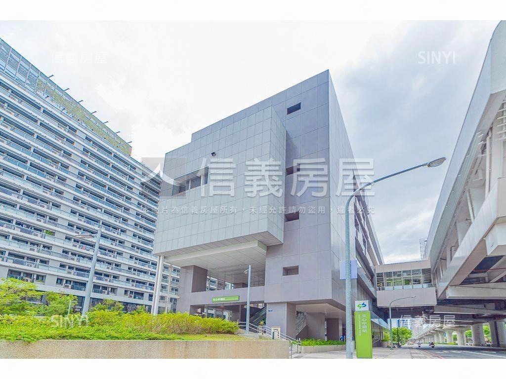 文心路大面寬角店房屋室內格局與周邊環境