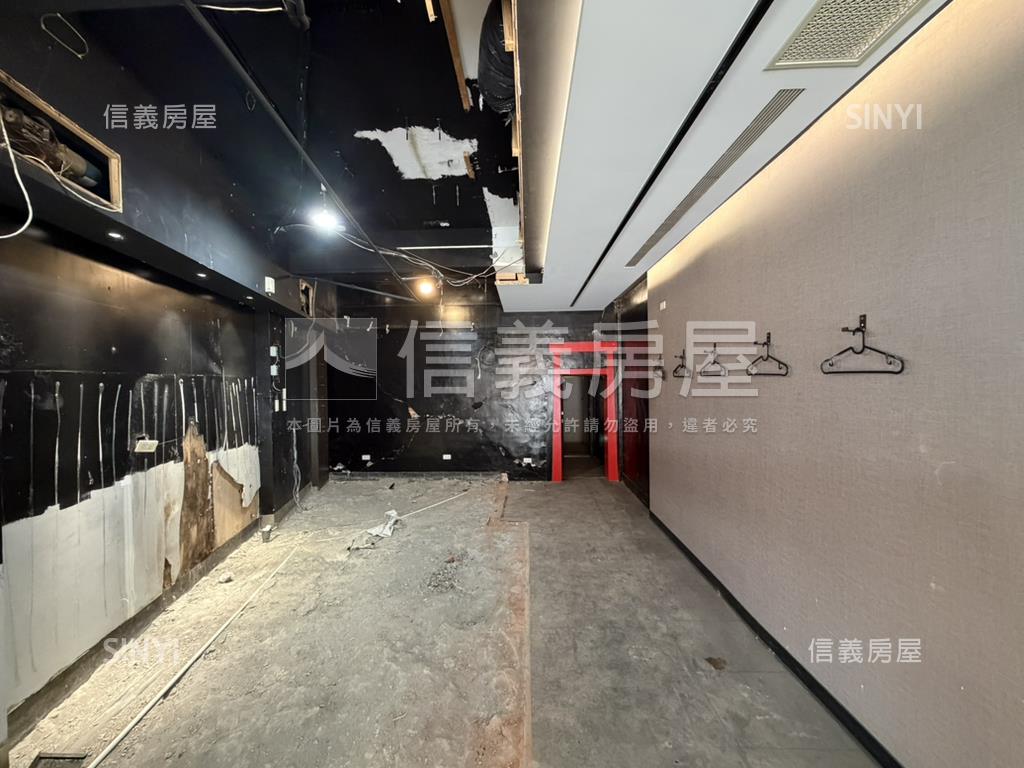 【三角窗】顯目寬店面房屋室內格局與周邊環境