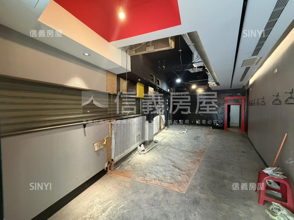 【三角窗】顯目寬店面房屋室內格局與周邊環境