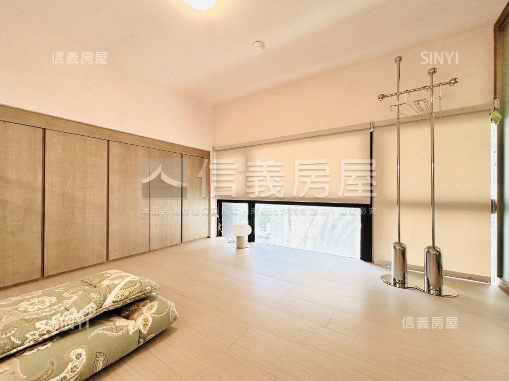 正面公園★奢華小豪宅房屋室內格局與周邊環境