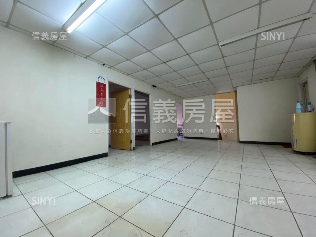 正北屯路大面寬三角窗店面房屋室內格局與周邊環境