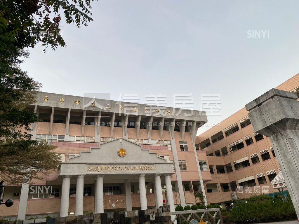 正北屯路大面寬三角窗店面房屋室內格局與周邊環境