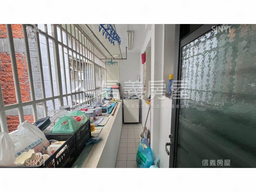 黃金三樓稀有釋出房屋室內格局與周邊環境
